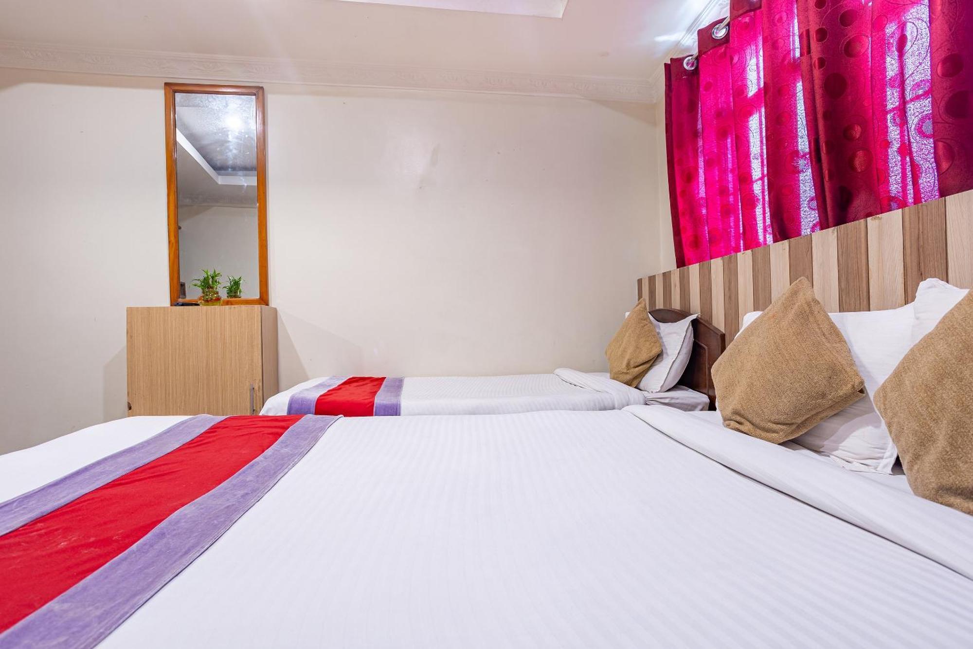 Oyo 821 Hotel Gauri Kathmandu Exterior foto